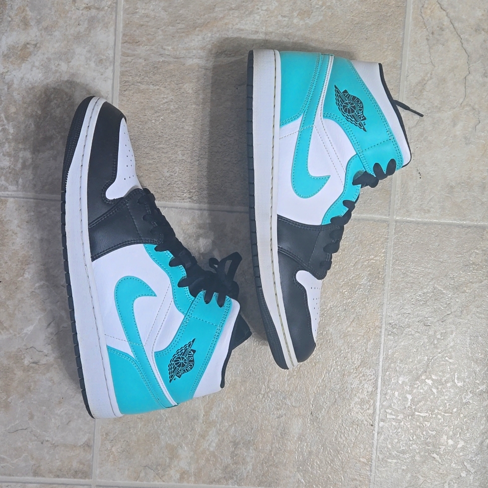 Air Jordan 1